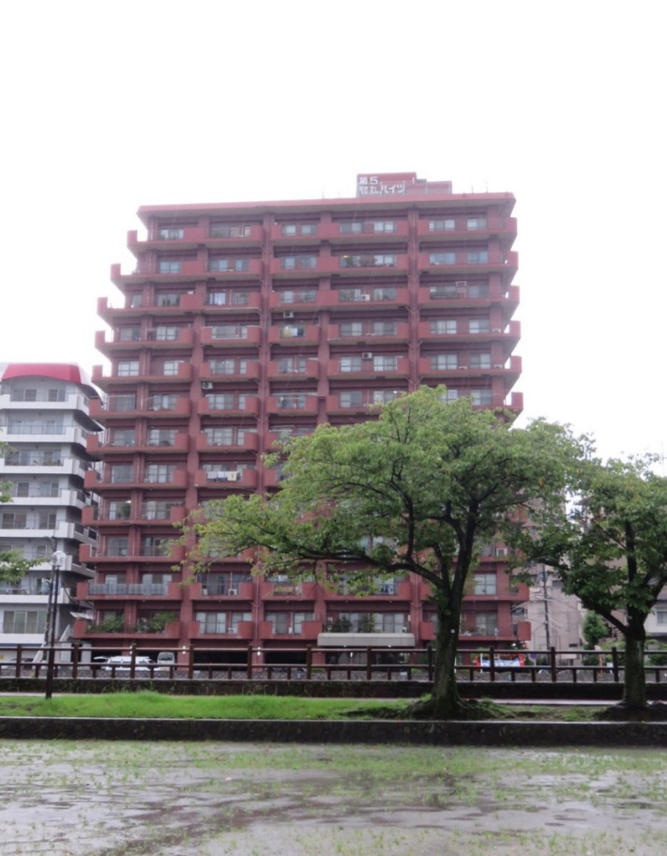 第5鶴丸ハイツ西田